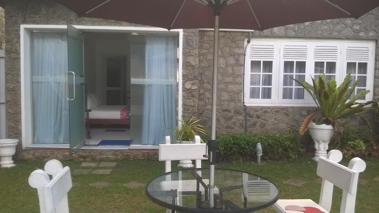 Anna Shanthi Villa Канди Экстерьер фото